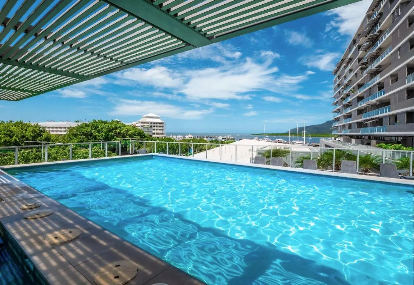 1101 Harbour Lights With Ocean Views Villa Cairns Vakantiehuis