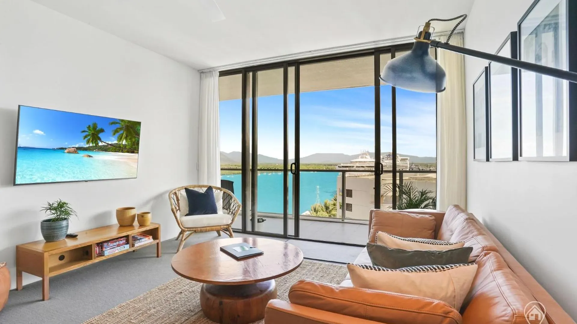 1101 Harbour Lights With Ocean Views Villa Cairns Vakantiehuis
